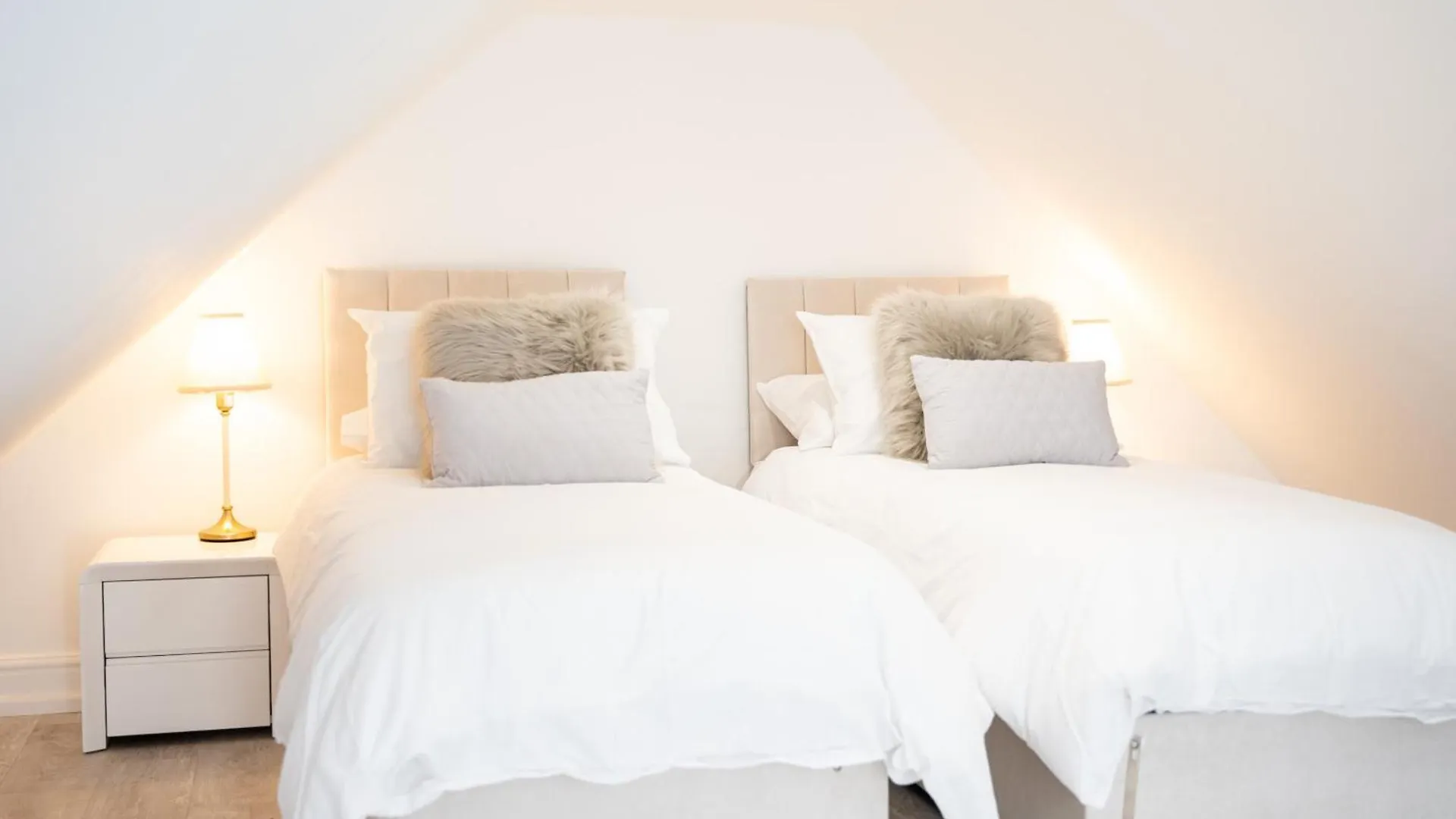Northern Hideaways Oakfield Lodge Newcastle upon Tyne
